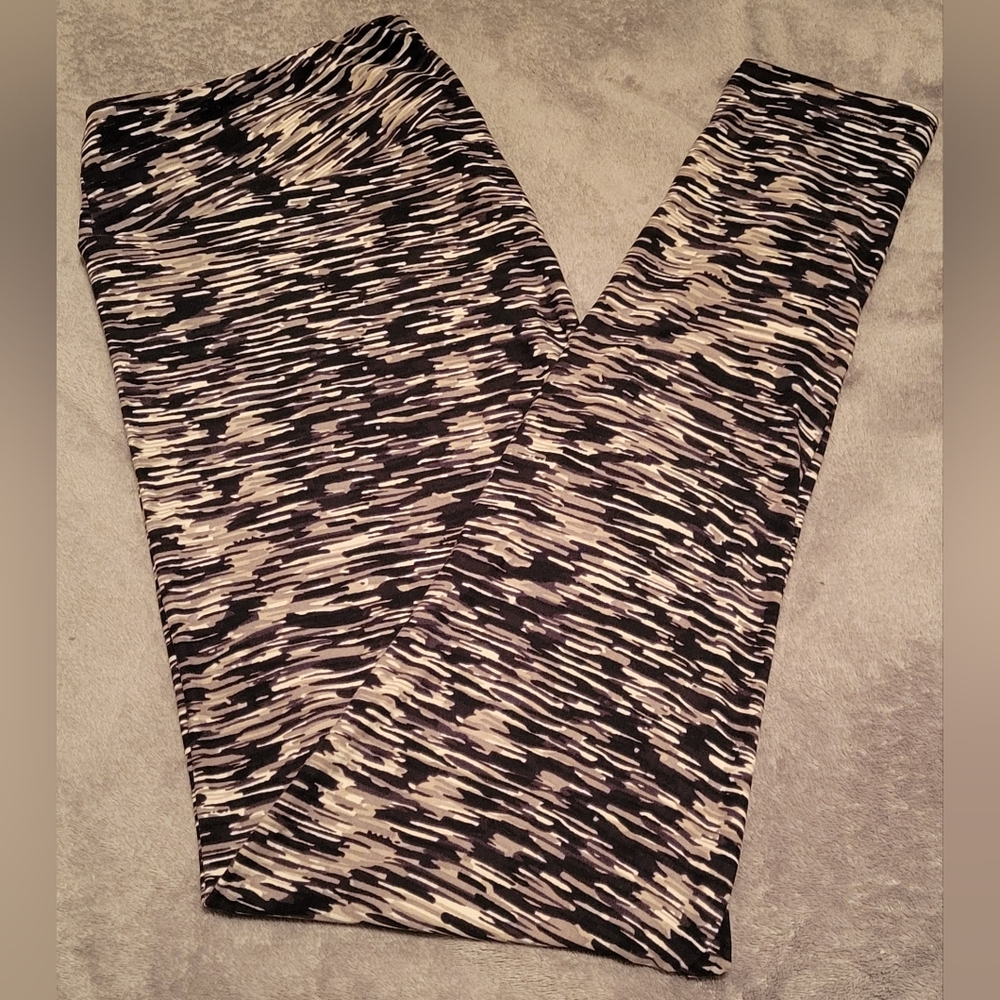 LuLaroe TC Leggings